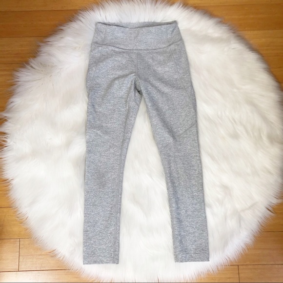 Outdoor Voices 3/4 Warm Up Leggings XS Dove - Picture 3 of 8